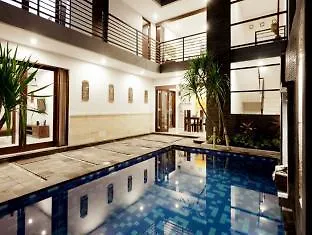 Penelopy * Seminyak